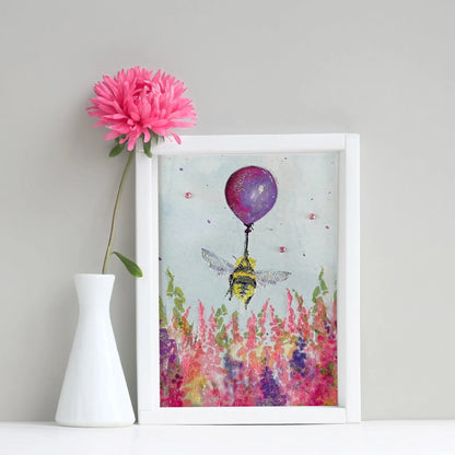 Bee Behind & Balloon
